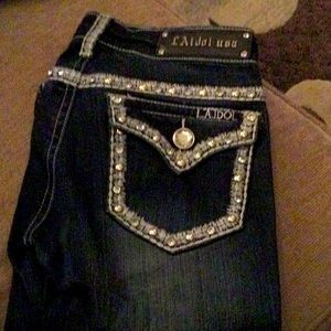 Size 9 dark wash rhinestone all around pockets gentle used like new